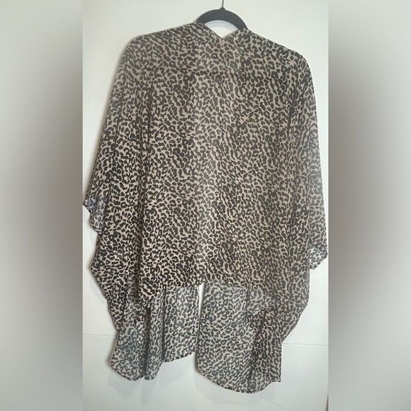 Hayden Animal Print Open Front Sheer Kimono. Size S/M. Whimsigoth. Mobwife. - Picture 2 of 7